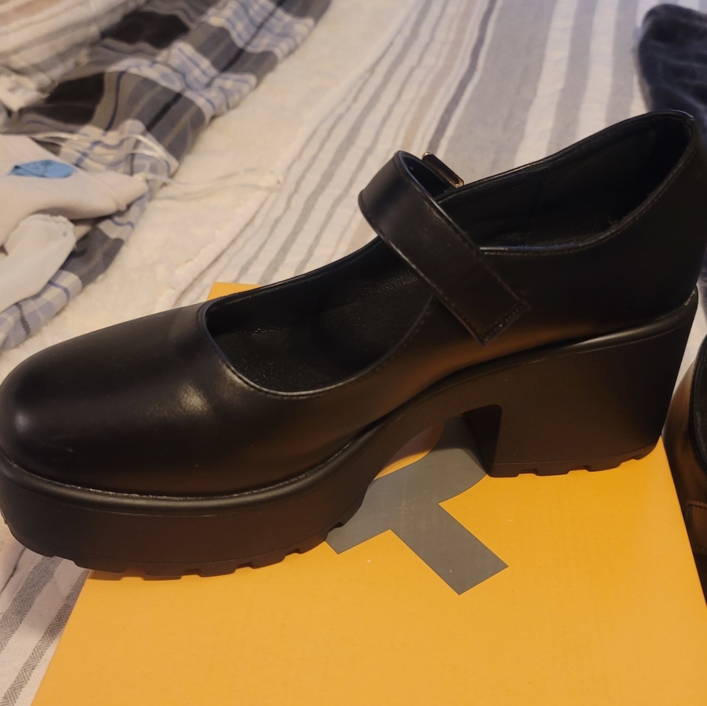 Doll shoes/ Mary jane shoes